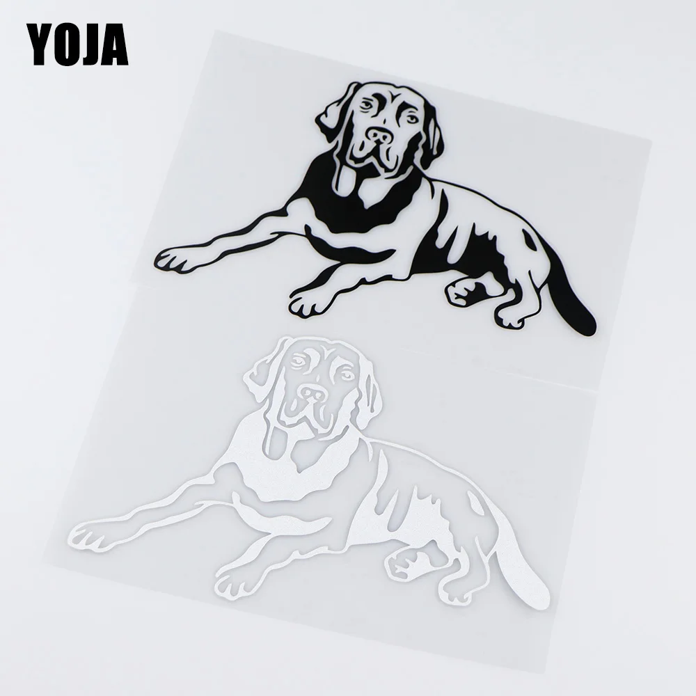

YOJA 18.7X12.3CM Labrador Lovely Dog Bumper Decoration Car Sticker Vinyl Decals ZT4-0108