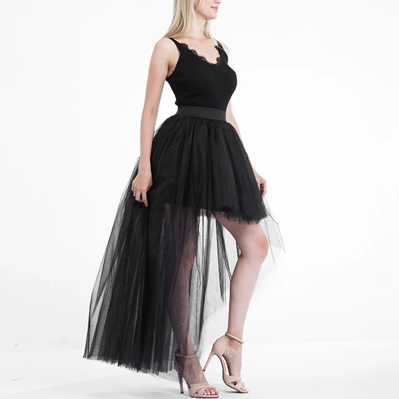 Женская короткая юбка пачка черная трехслойная из фатина спереди и с длинной