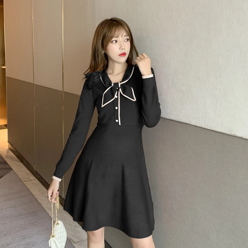 

New winter han edition dress show thin bind waist long sleeve knit dress