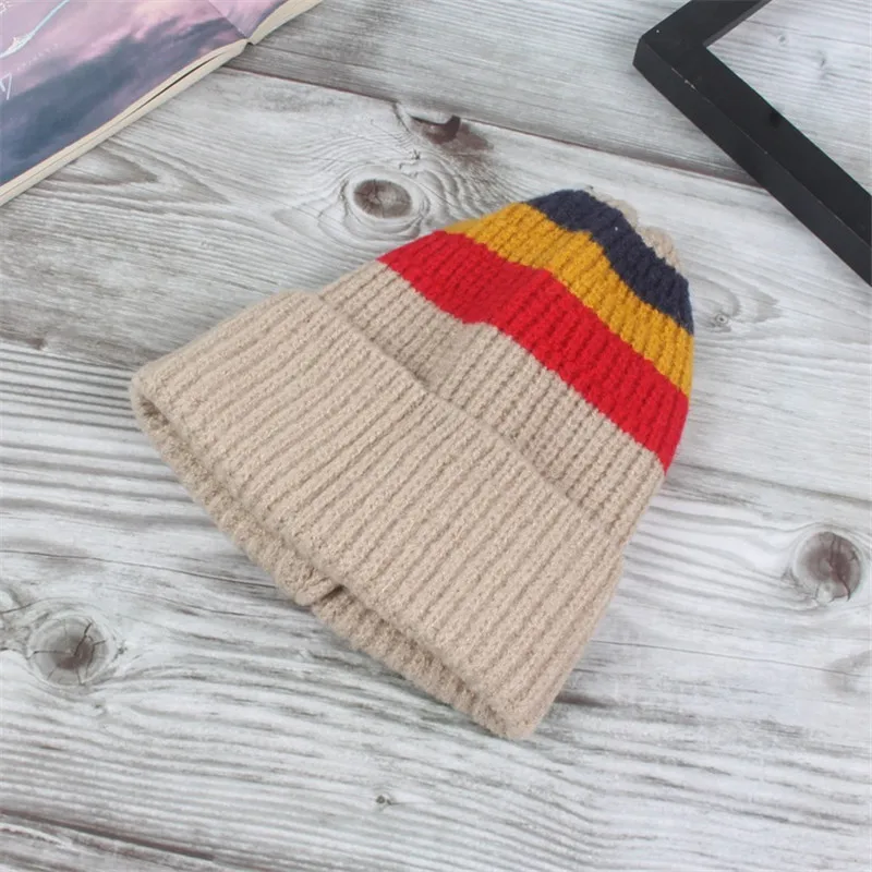 Цветная полосатая плотная вязаная шапка LDSLYJR зимняя теплая шапочки Шапка бини