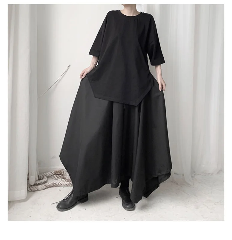 Женская футболка с круглым вырезом EAM черная большого размера рукавами три