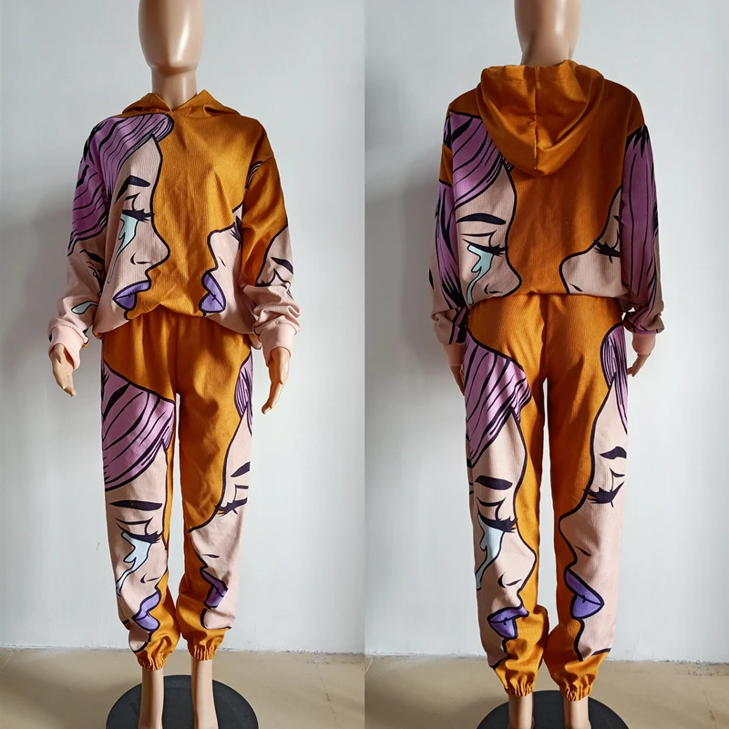 

Face Graffiti Design New Hip Hop Sweatshirt Pant Suit Women Two Piece Set Casual Street Tracksuit Fashion Girls Loose Plus Size