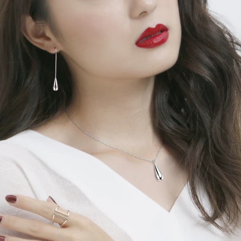 

Water Drop Necklace Pendant Cold Wind Internet Star Necklace Simple Fashion Atmosphere 925 Sterling Silver HM074