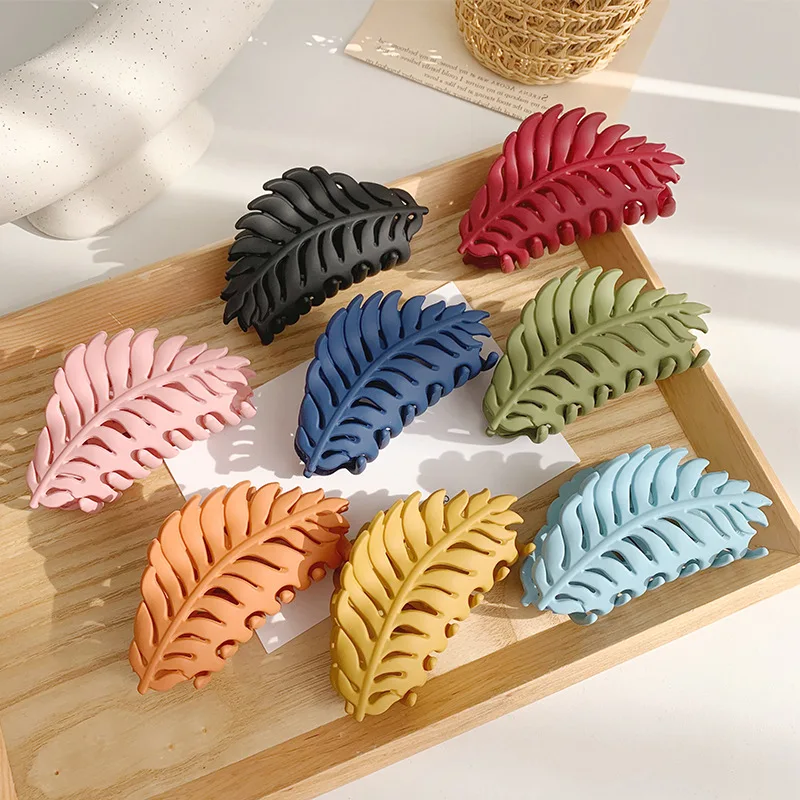 

Large Leaf Hair Clamping Clip Back Head Bathing Plate Hair Clip Shark Clip 9cm*5cm Headwear for Women Girls Hair Accessories