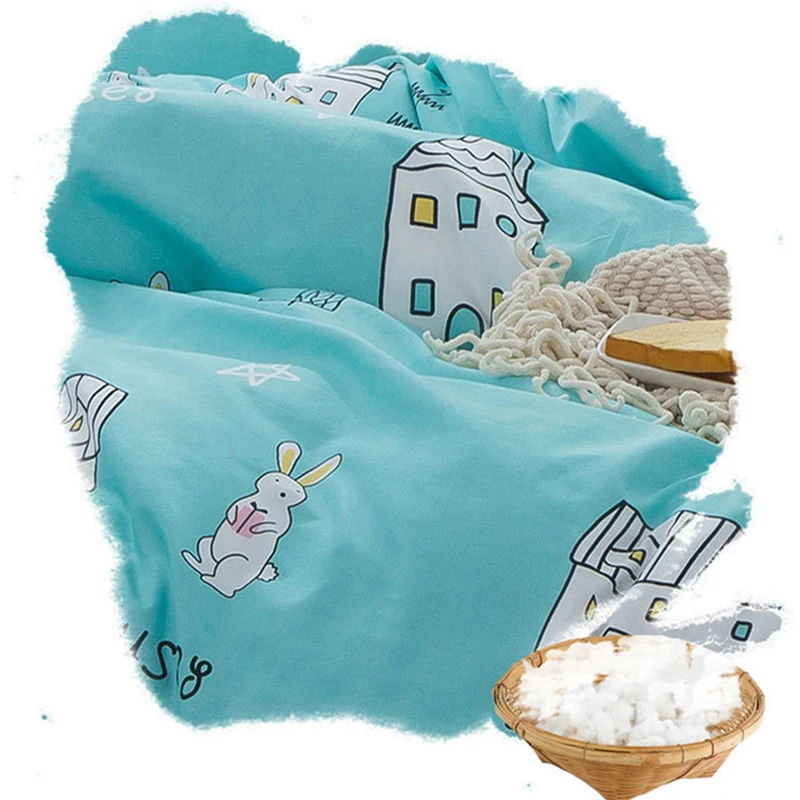 Детский комплект постельного белья из четырех предметов с рисунком мультфильма