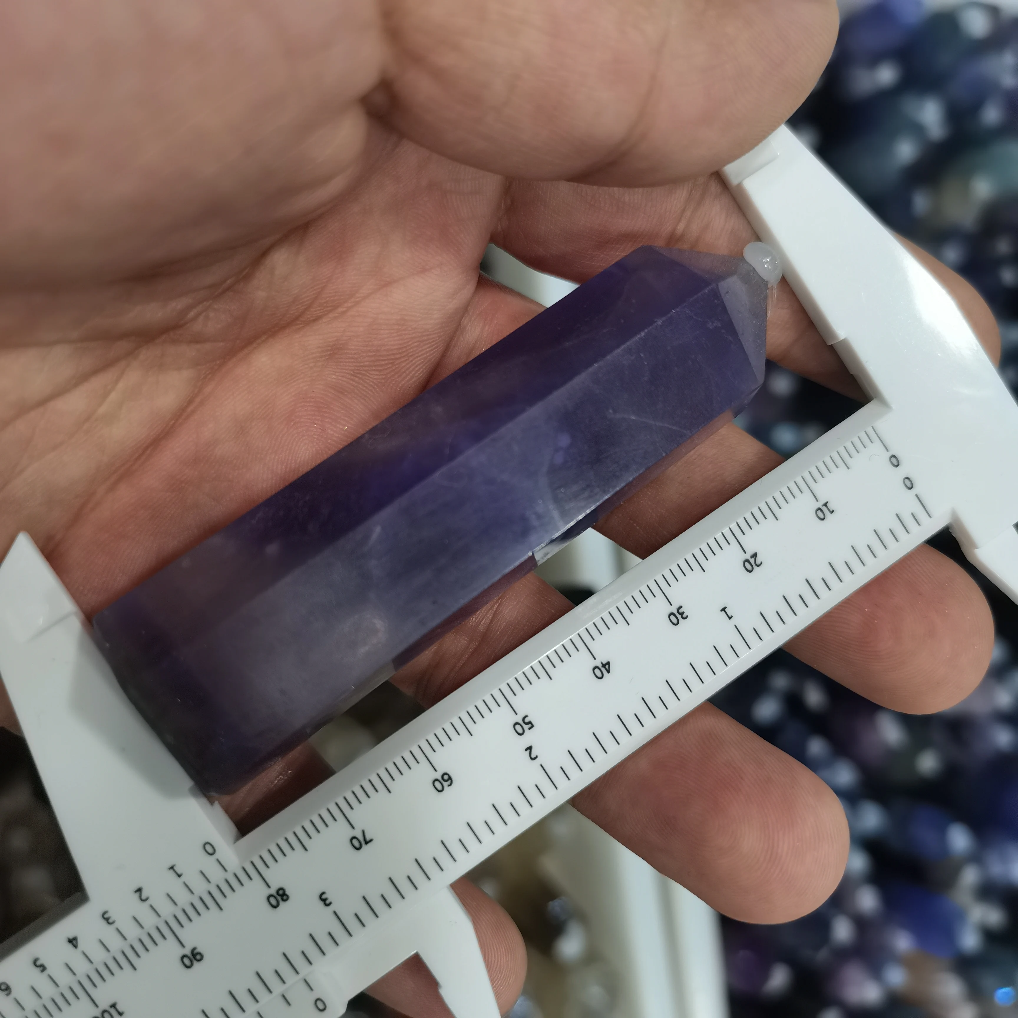 

1PC Natural Fluorite Hexagonal Column Crystal Point Healing Wand Mineral Crystal Home Decoration Stone Study Room Decoration