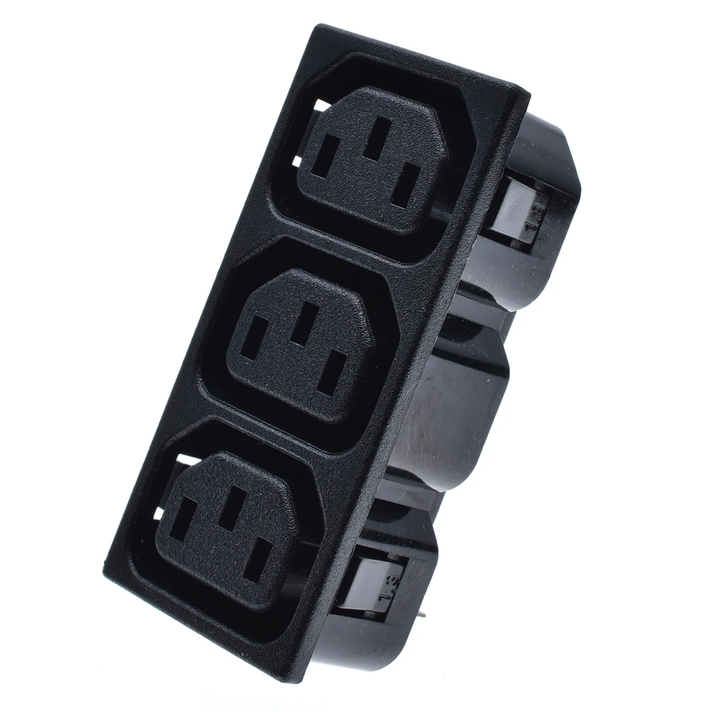 Производительная розетка IEC320-C13 гнездовая 3 контакта направления на входе