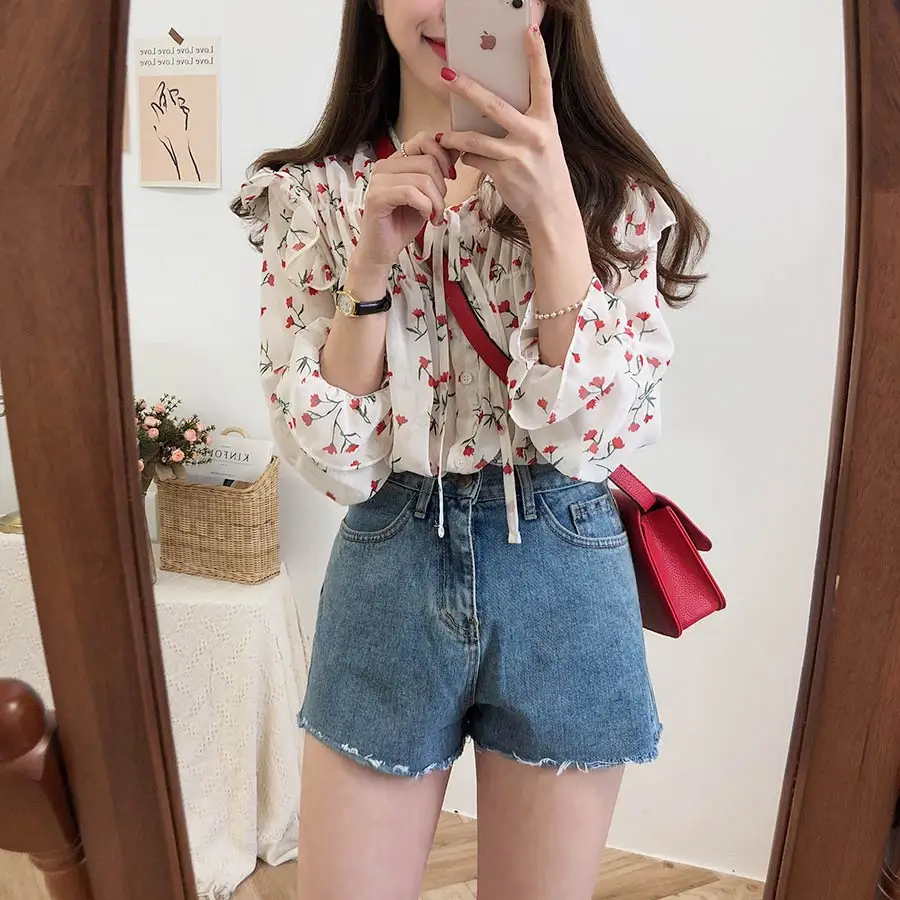 

Women Chiffon Blouse Plus Size Spring Fall Flare Sleeve Button Blouses Flower Printed Bowknot Shirts Ladies Loose Casual Shirt