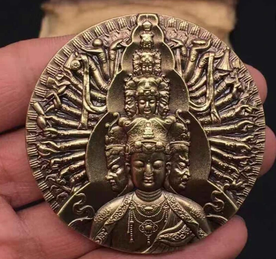 

Pure copper commemorative medallion thousand hands Guanyin precision cast copper Medallion thousand hands Guanyin