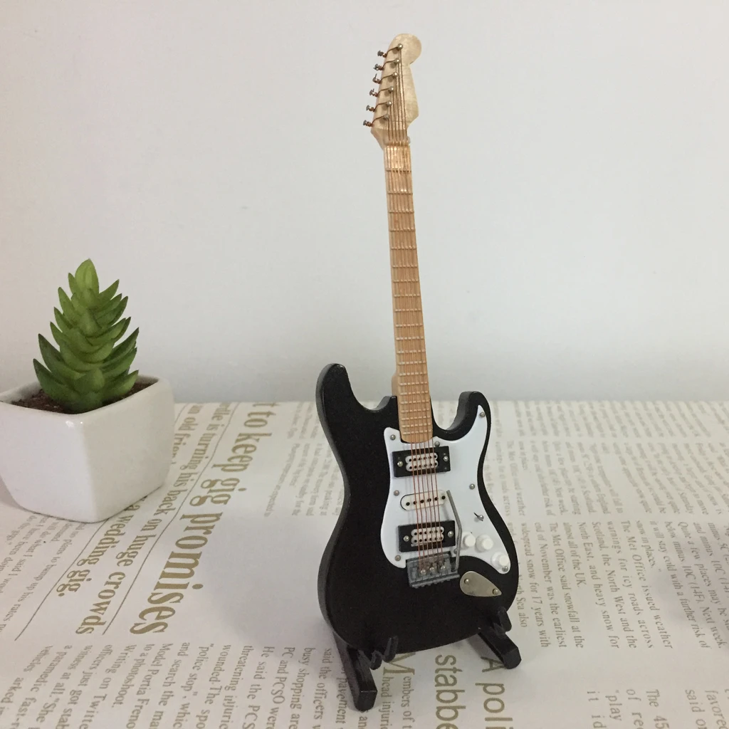 16 skala miniatur musical instrument handwerk spielzeug elektrische gitarre modell puppenhaus dekoration zubehör schwarz free global shipping