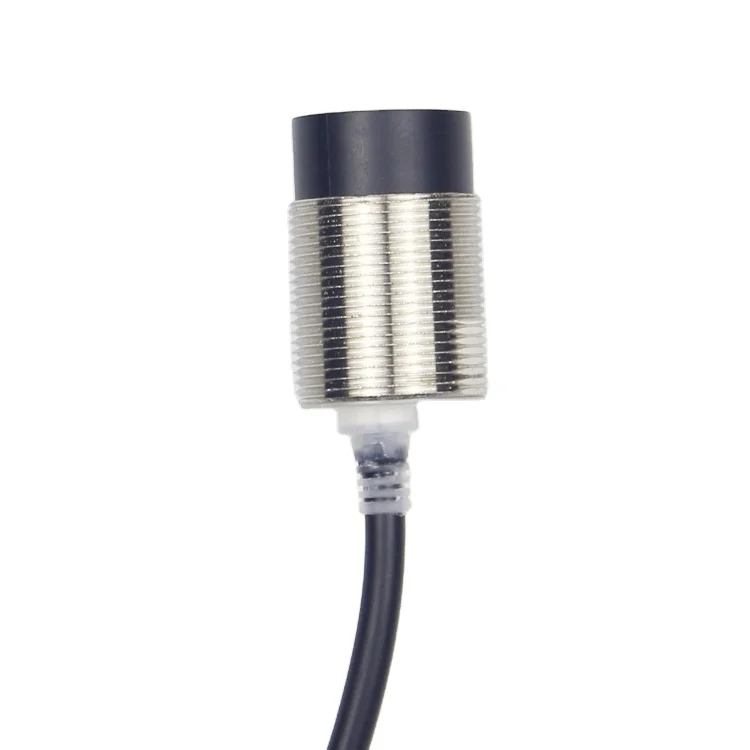 

EA1 inductive proximity switch M8 M18 M30 cylindrical proximity sensor 12-24V DC NPN / PNP two-wire three-wire metal sensor