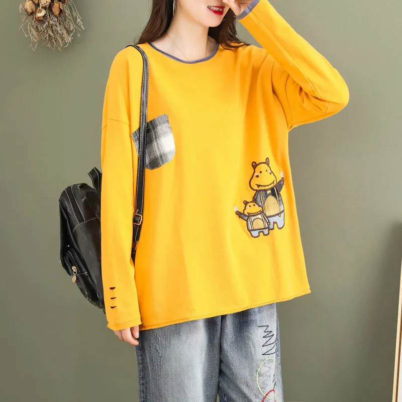 

SOUL OF TIGER Spring Fashion 2021 Tops Womens Loose Red Long Sleeve Tees Ladies O-Neck Printed Tshirts Female Oversized Clothes