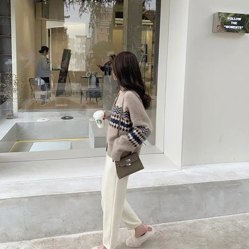 

New style in autumn and winter: loose raccoon velvet crane cashmere cardigan sweater women's heavy industry knitting jacket fash