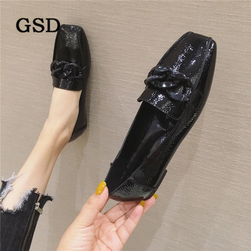 Новый большой Размеры для женщин Дизайнерская обувь с заклепками Женская на