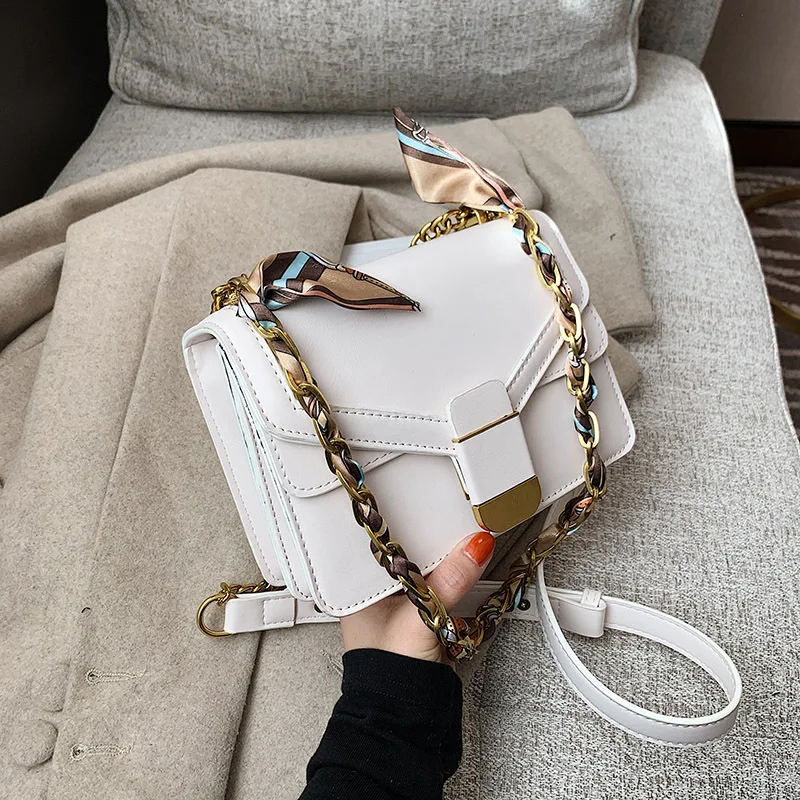 

Senior women's bags 2021 spring new retro fashion one shoulder chain bag texture silk scarf messenger small square bag