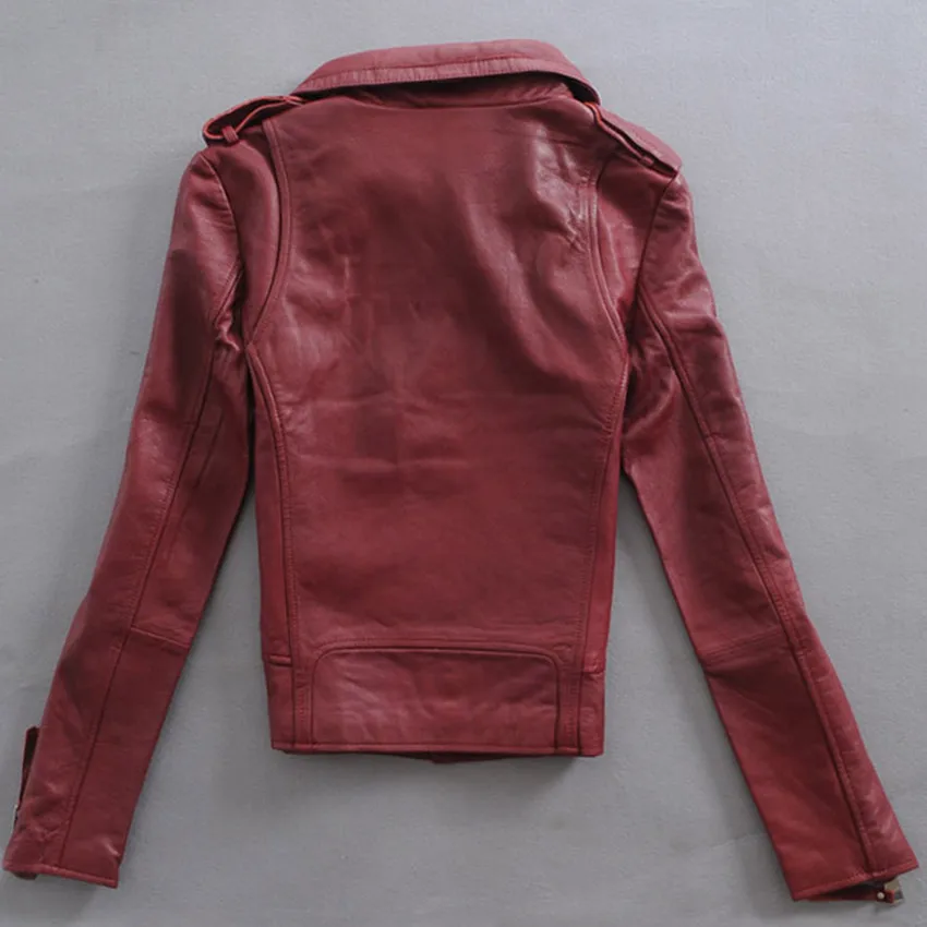 Женская кожаная приталенная мотоциклетная куртка из натуральной овчины