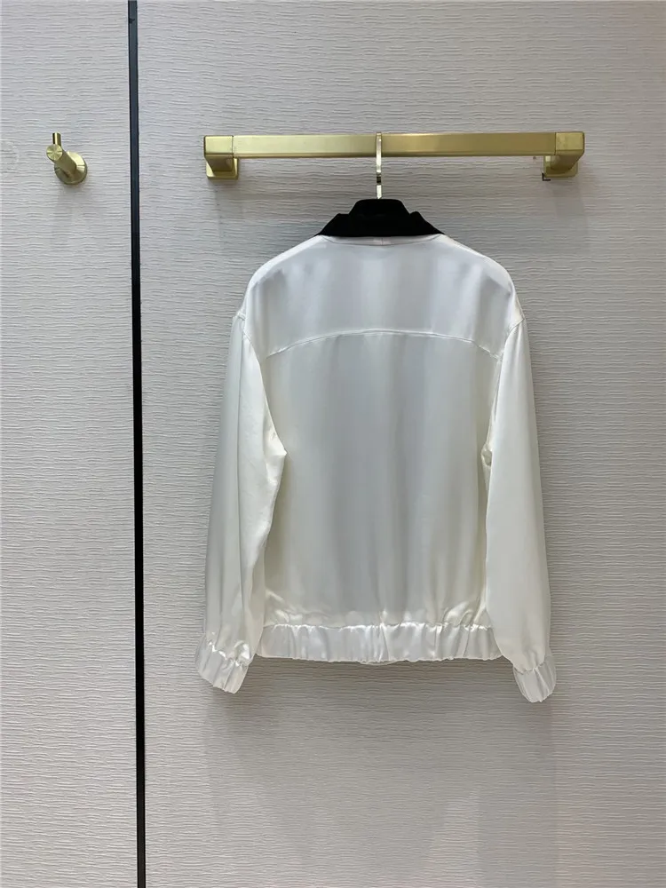 

Luxury Brand Women Deep V-neck Jacket 2021 Early Spring High-end New Casual Loose Street Four-pocket Long Sleeve Thin Jacket