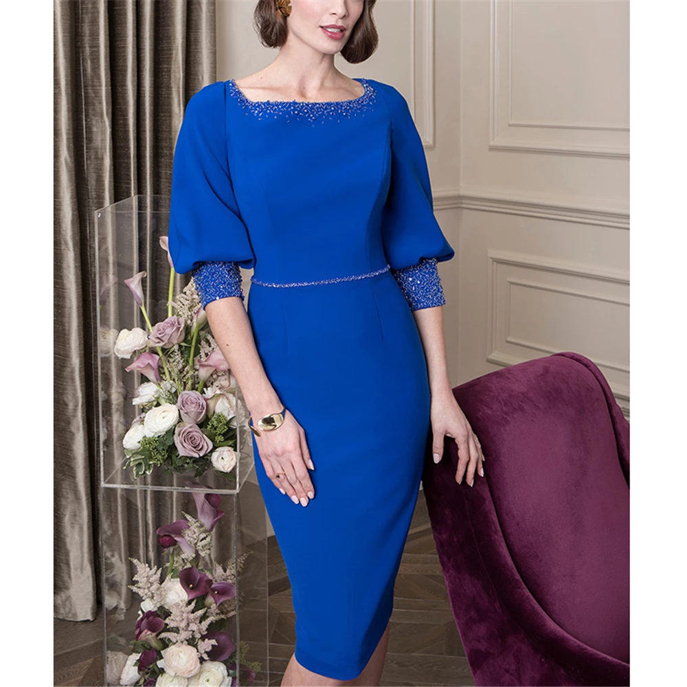 Женское платье футляр до колена Синее Короткое вечернее с полурукавами расшитое