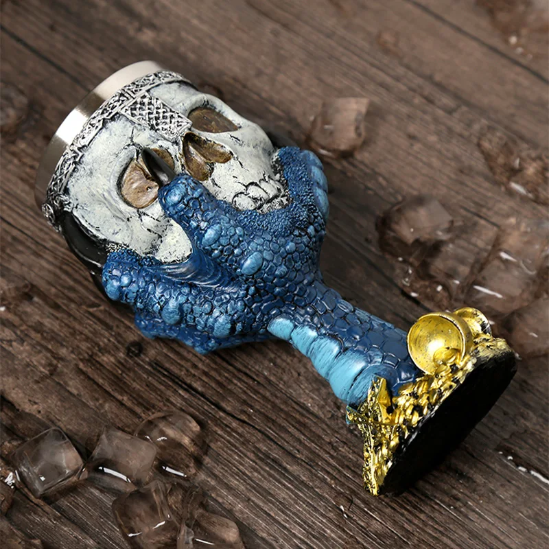 

Horrible Resin Stainless Steel Skull Wine Glasses Retro Claw Goblet Gothic Cocktail Halloween Whiskey Cups Party Bar Drinkware