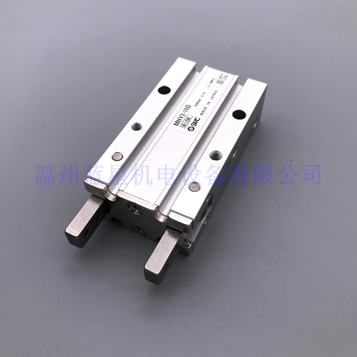 Совершенно новый аппарат не Привязанный к оператору сотовой связи Япония