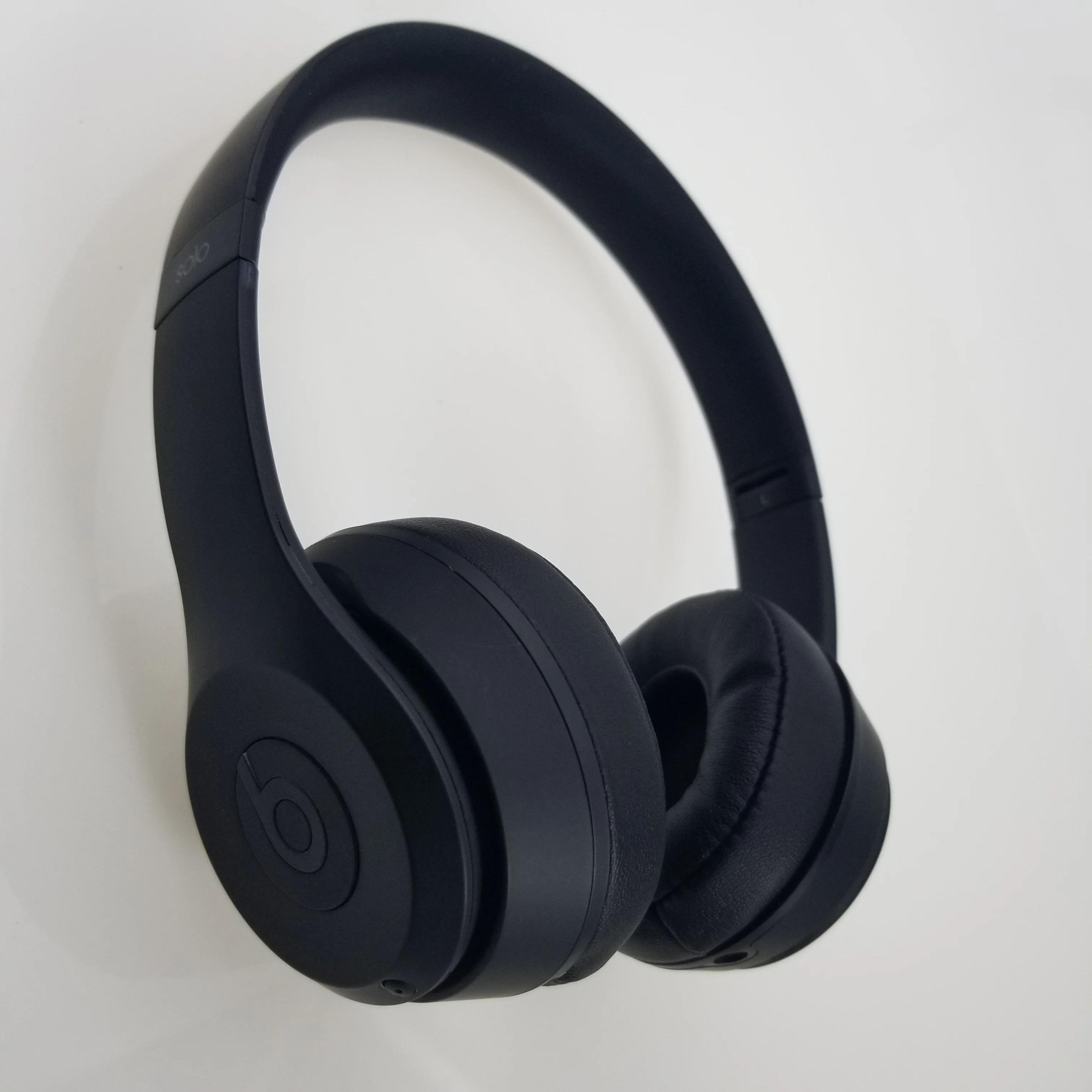 Beats Solo оригинальные накладные наушники беспроводные Bluetooth для прослушивания