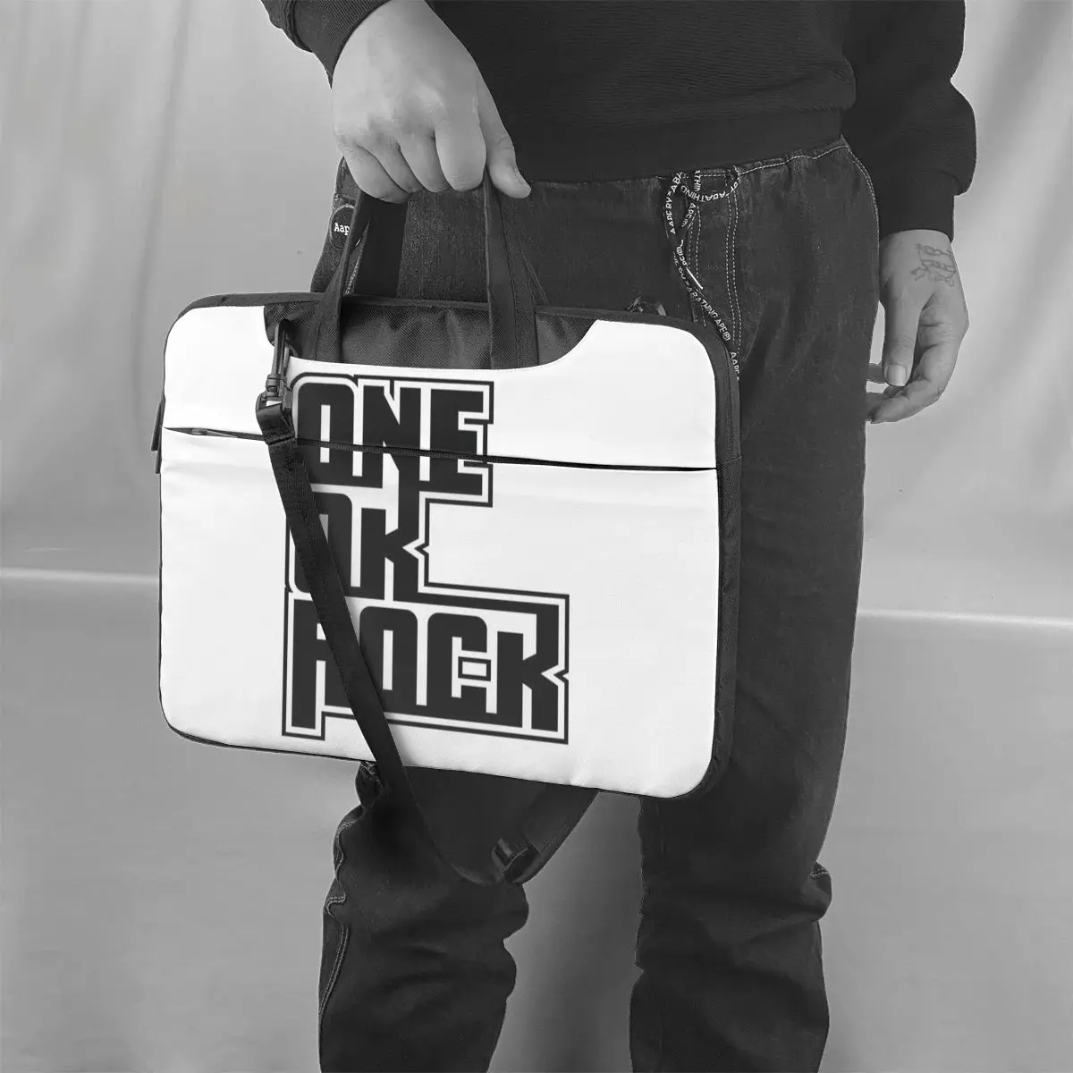

One Ok Rock Laptop Bag Case Travel Messenger Computer Bag Waterproof Fashion Laptop Pouch