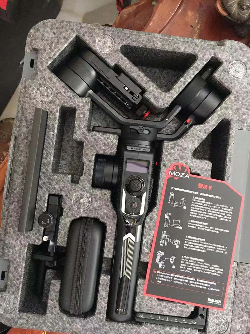 MOZA Aircross 2 3-осевой ручной шарнирный стабилизатор для камеры GoPro для BMPCC беззеркальная камера DSLR RX100 A7 Panasonic GH5 GH4 PK Zhiyun Crane