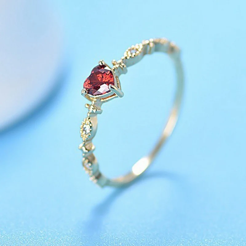 Женское кольцо с красным кристаллом в форме сердца обручальное очаровательное