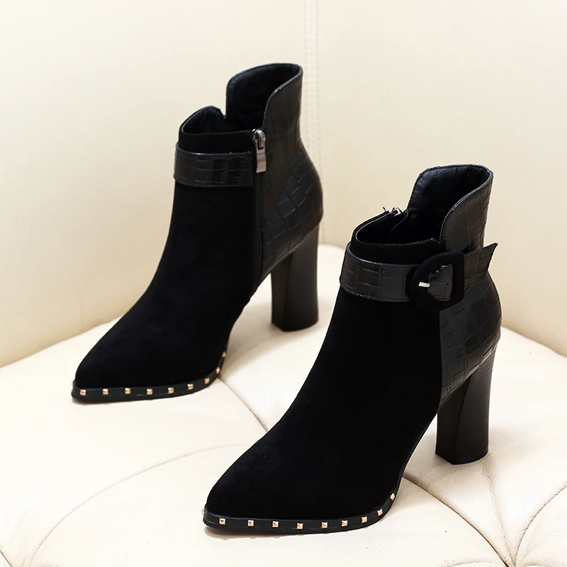 

New Flock Leather Style Leisure Casual Square High Heel Boots Women Short Boot Ladies Autumn England Black Rivet Shoes G0136