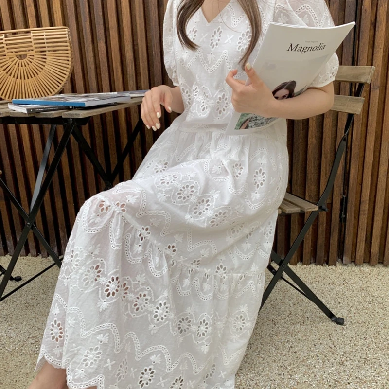 

New Fashion Summer Women White cotton Dress casual Short Sleeves V-Neck Hollow out Flower Embroidery Swing Dress