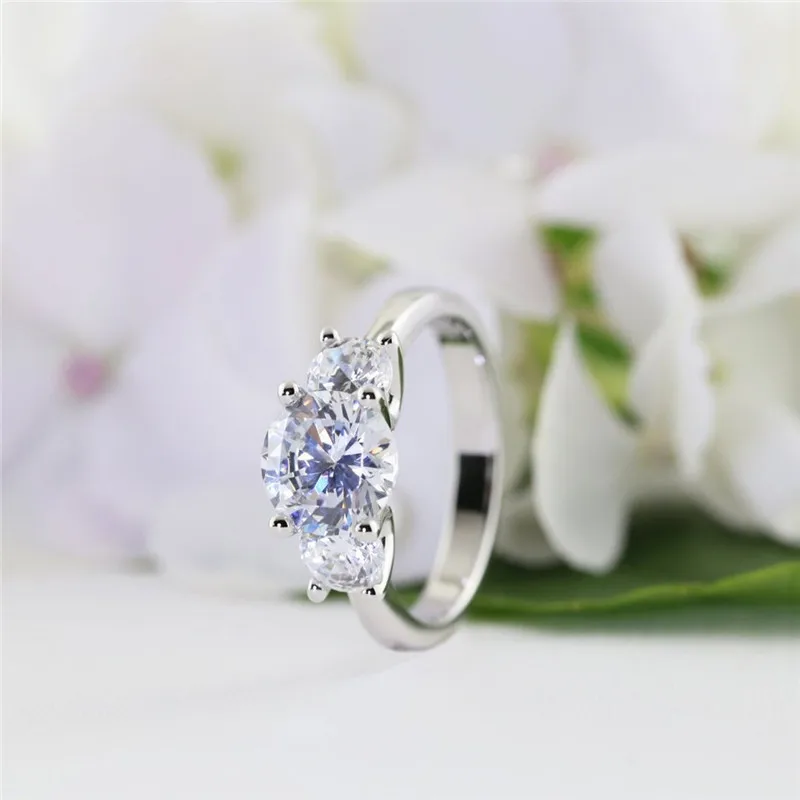 Обручальное кольцо с муассанитом белое золото 585 пробы 8 мм и 5 мм|Кольца| |