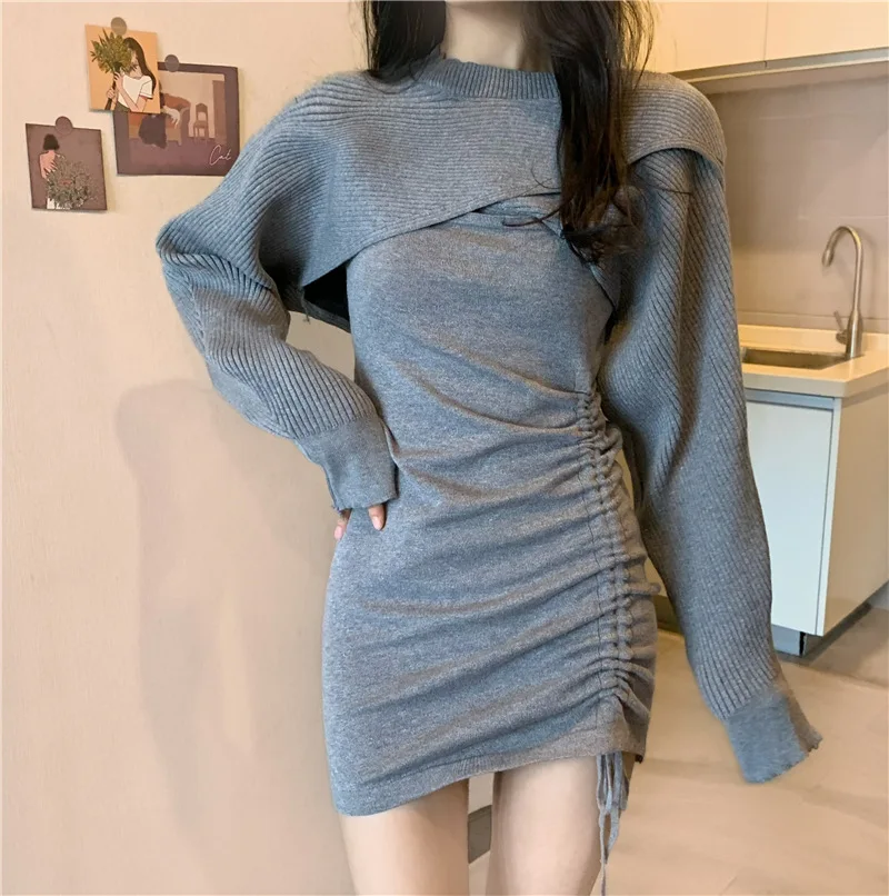 

Fashionable Design Short Cross Long-sleeved Knitted Sweater + Dress for Women Pleated Suspender Skirt Two-piece Suit