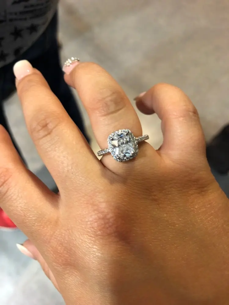 Женское Обручальное кольцо из серебра 100% пробы с фианитом | Украшения и