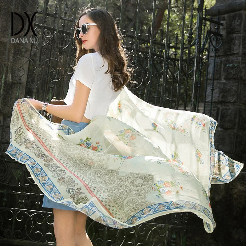 

2020 Fashion Hijab Bandana Long Shawls Gold Printing Silk Scarf Luxury Brand Floral Flower Scarves Women With Beach Face Shield