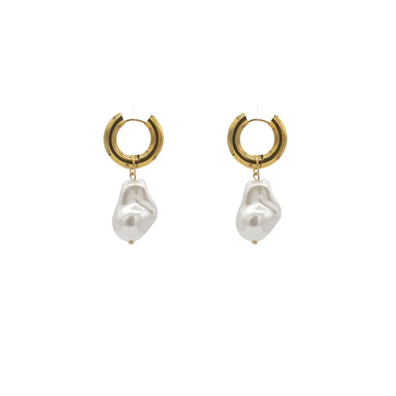 

Circle Earrings New Vintage High Imitation Baroque Pearl Earrings Gold Circle Earclip Women Jewelry Golden Punk Round A14257