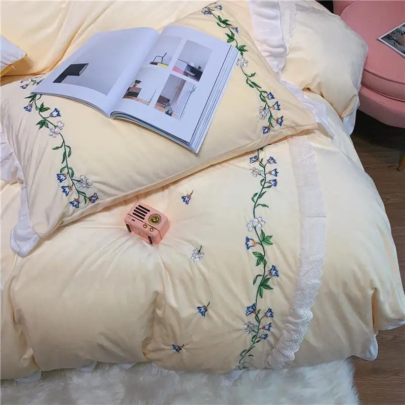 

45 Classic embroidery fleece fabric bed linen twin queen king size bedding duvet cover pillowcases bedskirt 1/4pcs sets