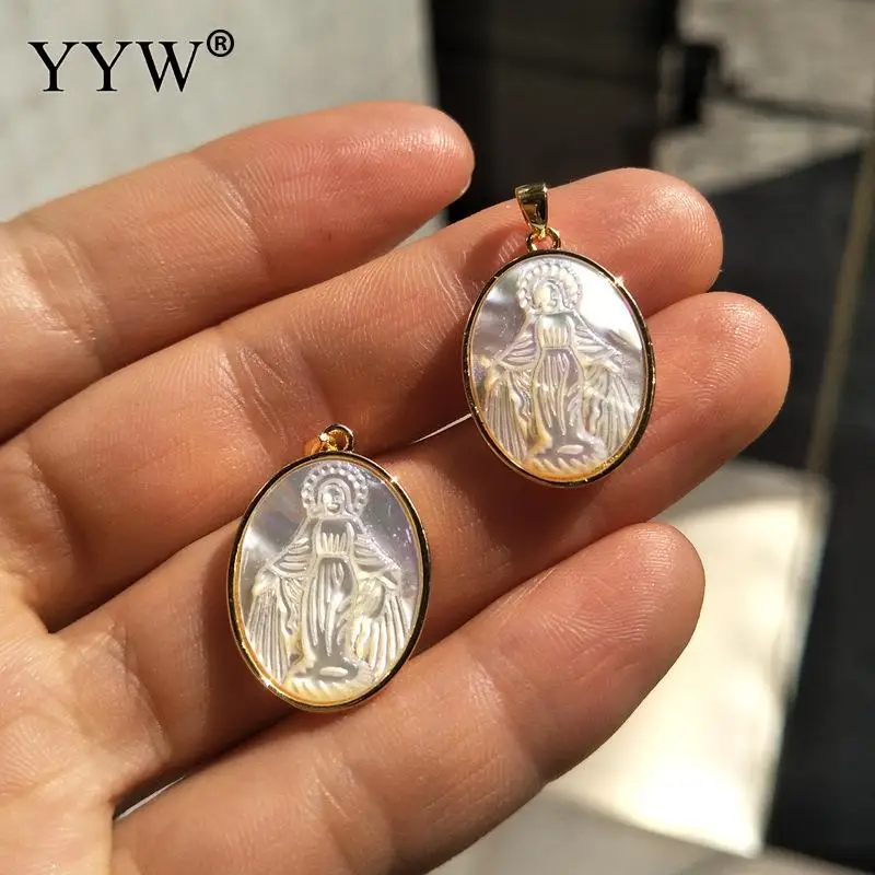 

10pcs/Lot Vintage Zinc Based Alloy Shell Pendants Religious Charms Gold Color Geometric Round Oval Creamy-White Diy Jewelry