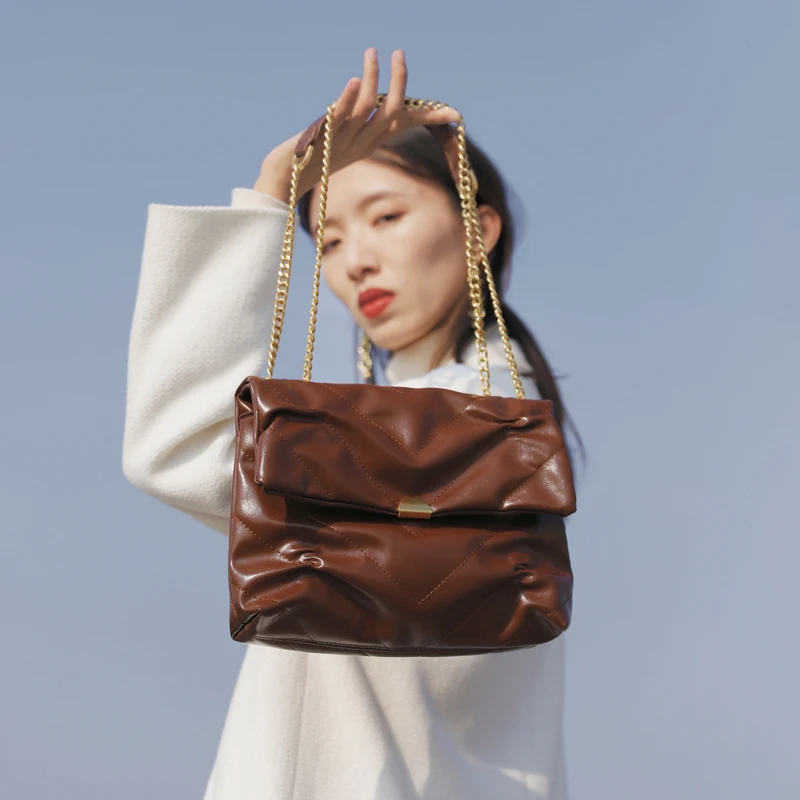 

Designer Luxury Chain Shoulder Bag Pleated Soft Crossbody Bags For Women Leather Handbag Brand Brown Messenger Bags Female Tote