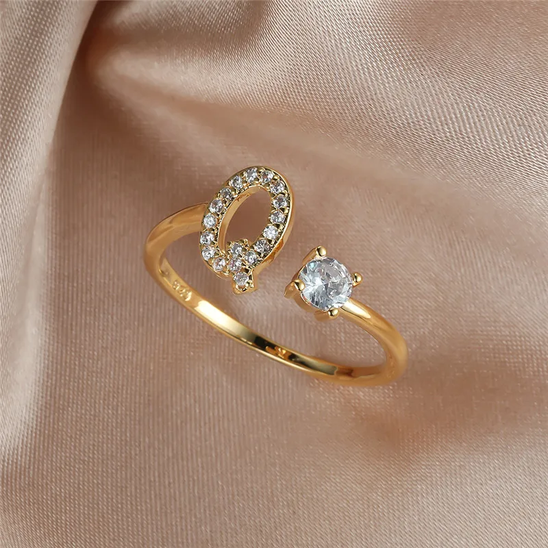 

Simple Female Letter Q Zircon Jewelry Cute Gold Color Wedding Rings For Women Luxury White Round Crystal Engagement Open Ring