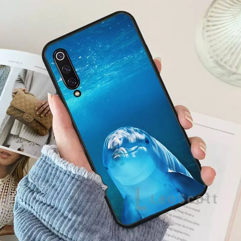 

Ocean Whale Shark Swimming Phone Case For Xiaomi Redmi 7 9t 9se k20 mi8 max3 lite 9 note 8 9s 10 pro