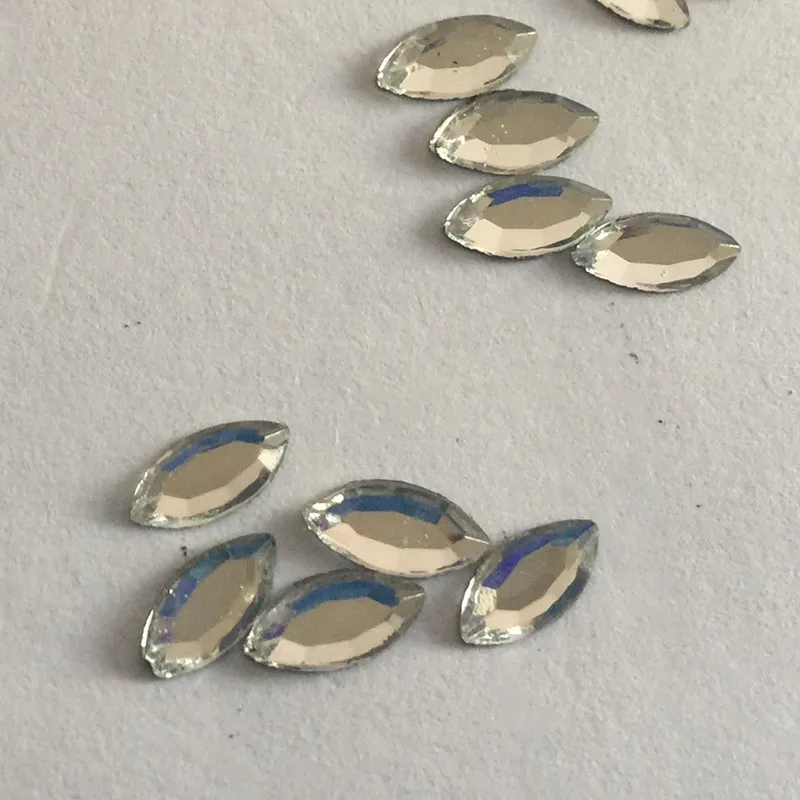 Прозрачные кристаллы 4*8 мм 1400 шт. стразы с белым конским глазом акриловые плоской