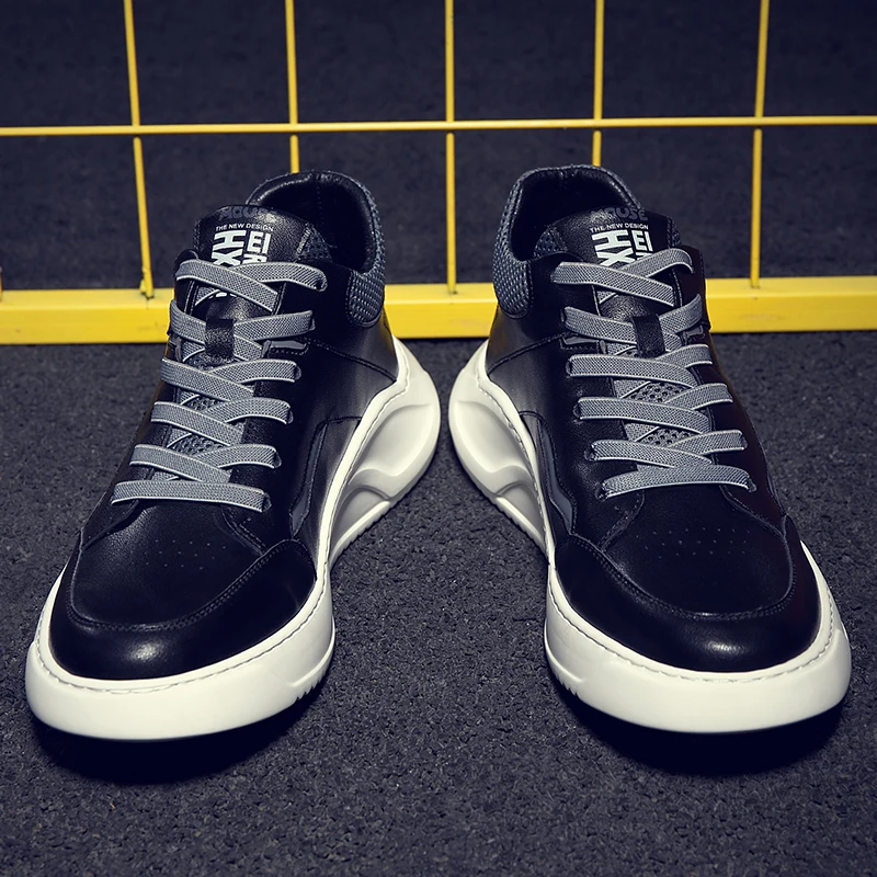 Murah Sepatu Pria Kulit Mewah Baru Sepatu Flat Kasual Pria Hitam Putih Sneakers Kasual Desainer Untuk Pria Sepatu Jalan Pria Nyaman