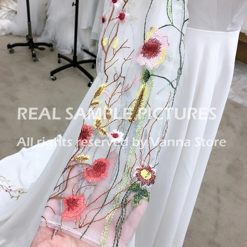 

Embroidery Flower High Low Wedding Dress Soft Satin Long Sleeves V Back Button Real Photo Irregular Bridal Photography Gown 9033