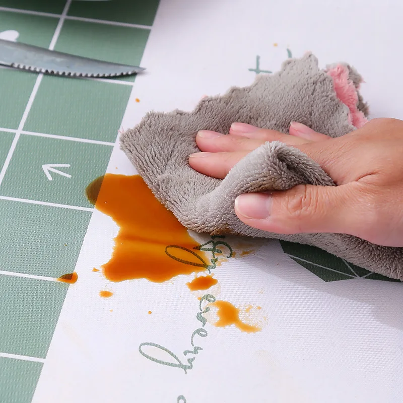 Скатерть из водонепроницаемой ткани с защитой от ожогов маслостойкая и не