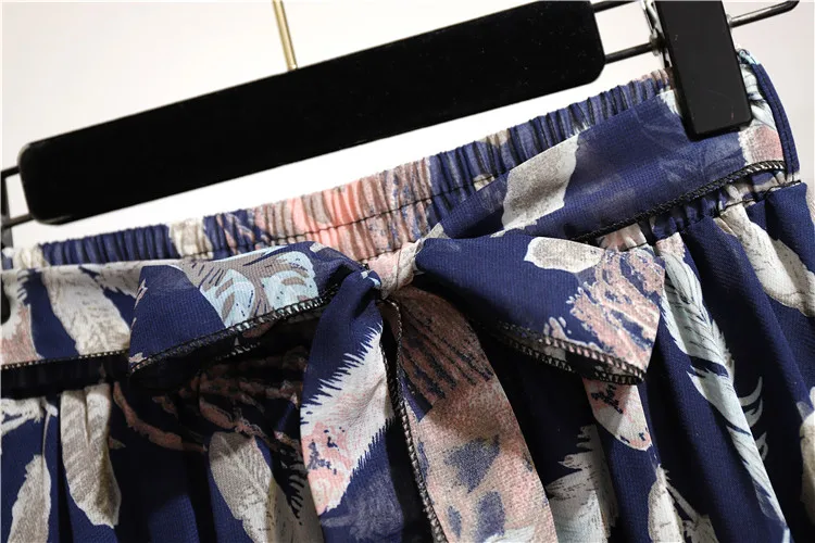 

2019 18 colors single code new beach chiffon skirt female big swing high waist Wave point holiday floral skirt women a1305