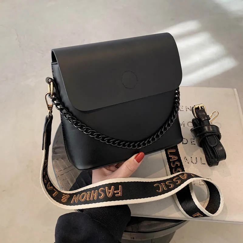

New Summer Chains Handbag 2021 Fashion Women's Shoulder Bags Pu Leather Messenger Bags Flap Bucket Crossbody Bags Bolsa Feminina