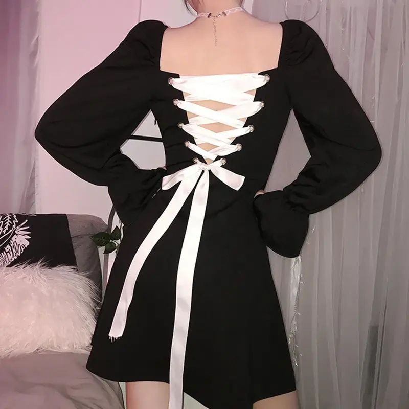 Готическое черное платье женское плиссированное с открытой спиной на шнуровке