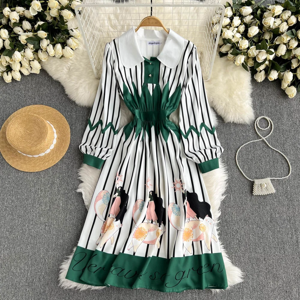 

Женское ТРАПЕЦИЕВИДНОЕ ПЛАТЬЕ с принтом, длинным рукавом и тонкой талией