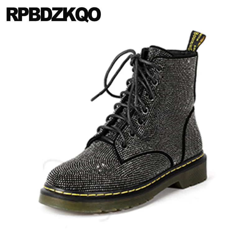 Брендовые повседневные ботильоны на шнуровке спереди в стиле милитари сезон