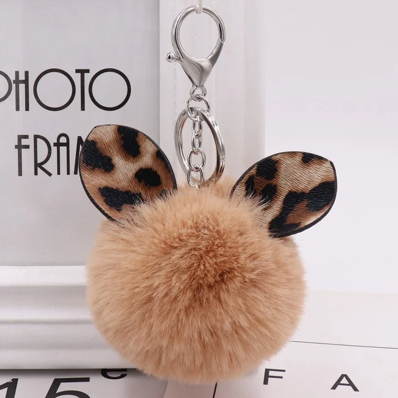 2021 Autumn and Winter Hot Leopard Print Ear Hair Ball Keychain Ladies Bag Pendant Plush Car Ornament for Women Girl
